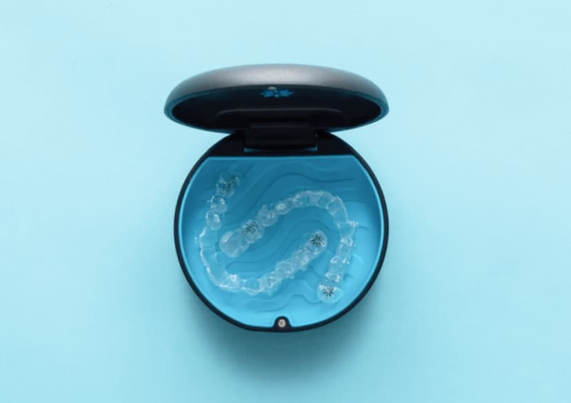 Invisalign aparat ortodontic invizibil